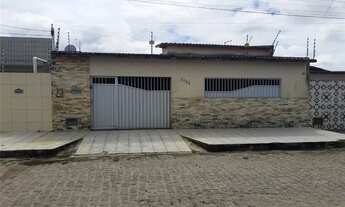 Imagem: Casa com 194 m² no CJ. Santa Catarina