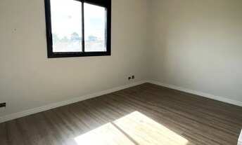 Imagem 7: Apartamento para aluguel possui 89 metros quadrados com 2 quartos em Novo Mundo - Curitiba