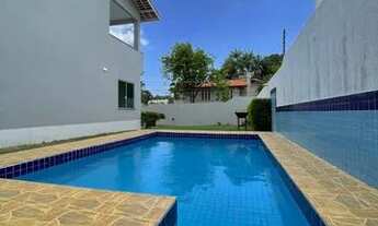 Imagem 5: VENDO Linda Casa Duplex no Quintas do Calhau Área Construída: 250m2 Área Total: 600m2