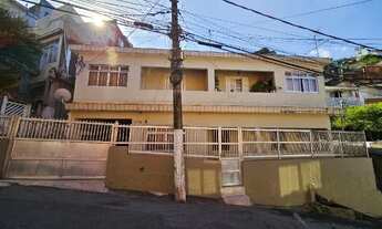 Imagem 2: Casa no Morro São Bento (3 moradias