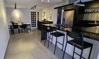 Imagem 4: Casa para venda possui 340 metros quadrados com 4 quartos em Jardim das Américas - Curitib