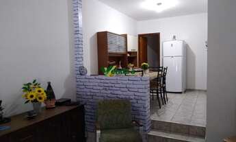 Imagem 2: Residência com ótima localização