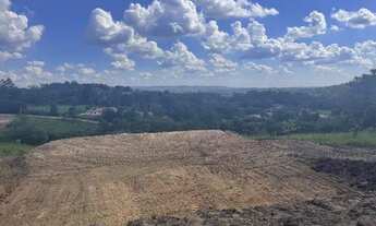 Imagem 7: Terreno 1.000 metros com obra iniciada dentro de condominio Barcelona