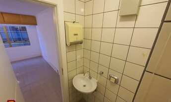 Imagem 6: Sala comercial à venda no Centro de Florianópolis