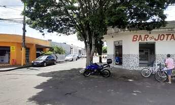 Imagem 2: Casa de esquina, localizado no bairro laranjeiras, Uberlândia, MG