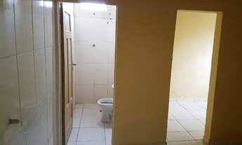 Imagem 3: Kitnet/barracão Totalmente indepedente/Quartos