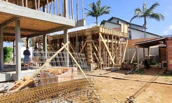 Imagem 6: Casa para venda possui 193 metros quadrados com 3 suítes em Lagoa da Conceição - Florianóp
