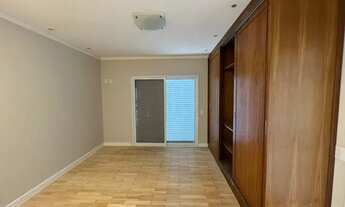 Imagem 4: Sobrado para Locação, 640 m² sendo 5 suites Piscina 6 vagas de garagem