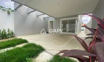 Imagem: Casa com Quatro Suítes - 177 m² por R$