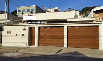 Imagem: Sobrado para venda possui 282 metros quadrados