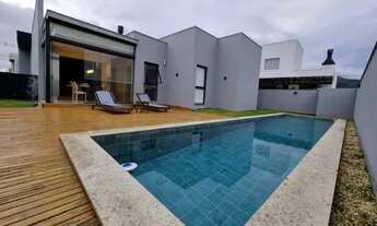 Imagem: Casa de Condomínio com 3 Quartos para venda