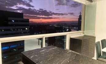 Imagem 7: Duplex espetacular em condomínio com quadra de tênis próximo ao Metrô Faria Lima