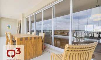 Imagem 6: Apartamento para locação, com 251m², 4 dormitórios, sendo 3 suítes, 5 banheiros, 1 lavabo