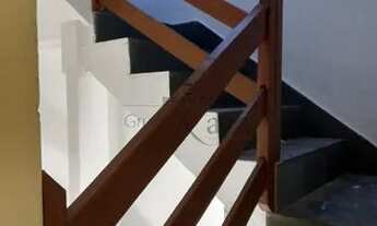 Imagem 3: Casa para aluguel tem 246 metros quadrados com 3 quartos