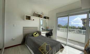 Imagem 6: Casa para Venda em Florianópolis, Canasvieiras, 4 dormitórios, 1 suíte, 4 banheiros, 2 vag