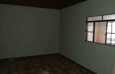 Imagem 7: Casa. Bairro Batistão de 2 quartos, e etc sem garagem. incluso água. São 2 casas juntas