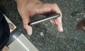 Imagem 2: IPhone 8 plus Quarto com aluguel por R$850 /mês