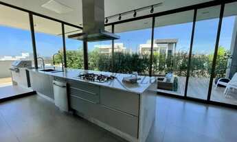 Imagem 7: Casa Alto Padrão - Condomínio Alphaville II - Urbanova - 4 Suítes - 362m²