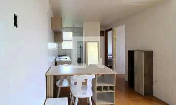 Imagem 6: Apartamento para Aluguel - Olaria, 2 Quartos, 46 m2