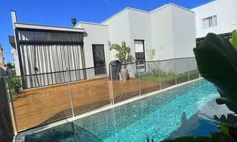 Imagem 3: Casa de Condomínio com 3 Quartos para venda ou aluguel, 210m² - Santa Regina