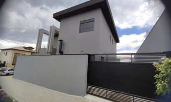 Imagem 6: Casa de condomínio sobrado para aluguel e venda tem 210 metros quadrados com 4 quartos