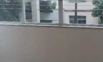 Imagem 3: Bom apto na Alvares se Azevedo de frente