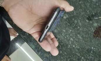 Imagem 6: IPhone 8 plus Quarto com aluguel por R$850 /mês