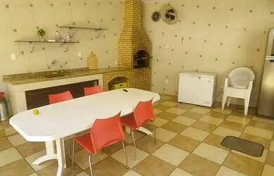 Imagem 6: Maravilhosa casa 3 quartos mobiliada no Centro de Nova Iguaçu - Com piscina