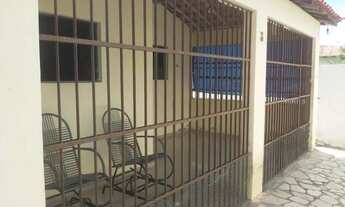 Imagem 6: Casa de esquina em Queimadas