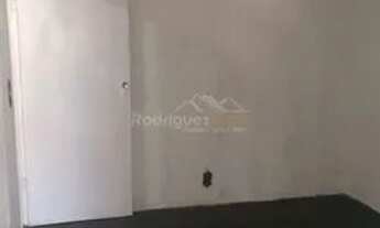 Imagem 2: Vende-se casa - Jardim Bom Refúgio - 5 Dormitórios