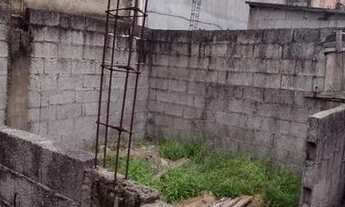 Imagem 5: Casa com quarto cozinha banheiro e garagem