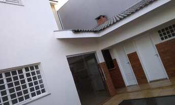 Imagem: Alugo sobrado