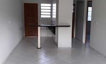 Imagem 2: Casa com 2 Quartos em Residencial Fechado (Aluguel