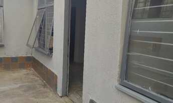 Imagem 4: Alugo Casa 2q, sala, banheiro, cozinha e área de serviço externa