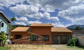 Imagem: Ubatuba - Casa com 450 m2. De terreno com