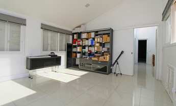 Imagem 4: Casa para venda com 480 metros quadrados com 5 quartos em São João - Porto Alegre - RS