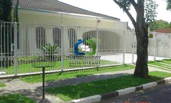 Imagem: Sobrado de 400m² com 8 dormitórios e 4