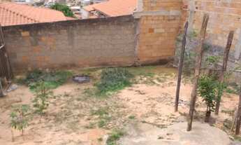 Imagem 2: Lote de 180 metros, com 50 metros construído, escritura com registro, boa localização!