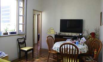 Imagem 2: Centro Apartamento com 2 dormitórios