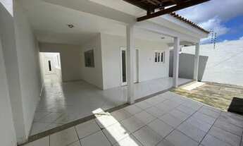 Imagem 5: Casa para aluguel possui 200 metros quadrados com 4 quartos em Santa Esmeralda - Arapiraca