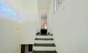 Imagem 6: Casa de condomínio para venda com 228 metros quadrados com 5 quartos