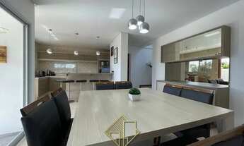 Imagem 2: Casa para Venda em Florianópolis, Canasvieiras, 4 dormitórios, 1 suíte, 4 banheiros, 2 vag