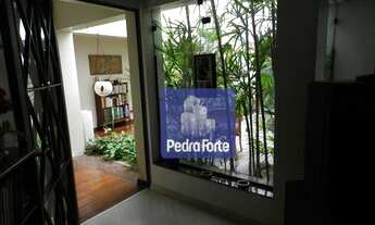 Imagem 3: Casa com terreno de 2240 m²