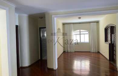 Imagem 2: Casa em Condomínio - Condomínio Jardim das Colinas - 4 Dormitórios 2 suítes