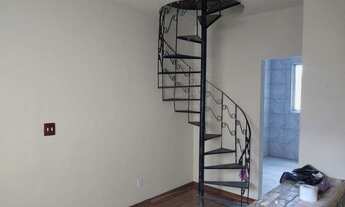 Imagem 5: Excelente casa de vila com três andares e 1 terraço e 2 quartos