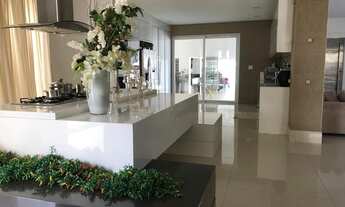 Imagem 4: Rua 12 Chácara 312 casa em condominio fechado sendo um sobrado com elevador lazer complet