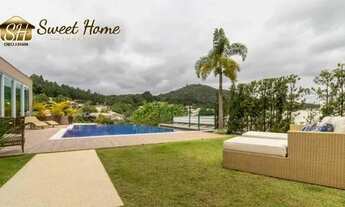 Imagem: Casa com vista para montanha em todos ambientes