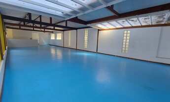 Imagem 7: Prédio comercial com 358 m2