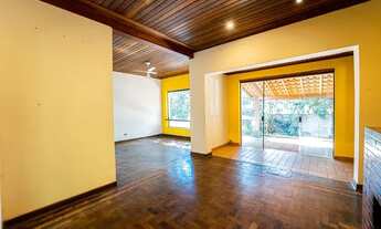 Imagem 2: Casa para venda possui 600 metros quadrados com 4 quartos em Campo Belo - São Paulo - SP