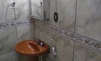 Imagem 4: Vendo quarto e sala na av. Ministro Edgard Romero